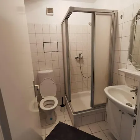 Aparts - Neue Monteurwohnungen In - Free Wifi & Parking - Ruhige Lage Naehe Schweriner Daire